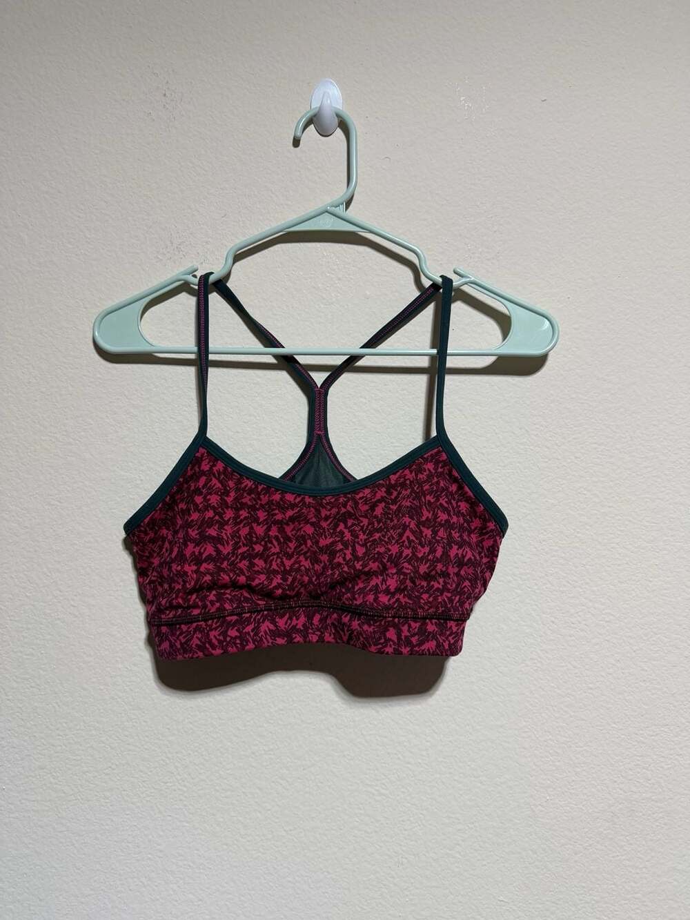 Lululemon Racerback Sports Bra Size 8